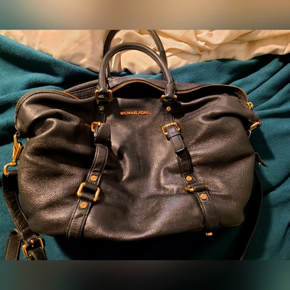 Michael Kors Purse - Picture 2 of 3